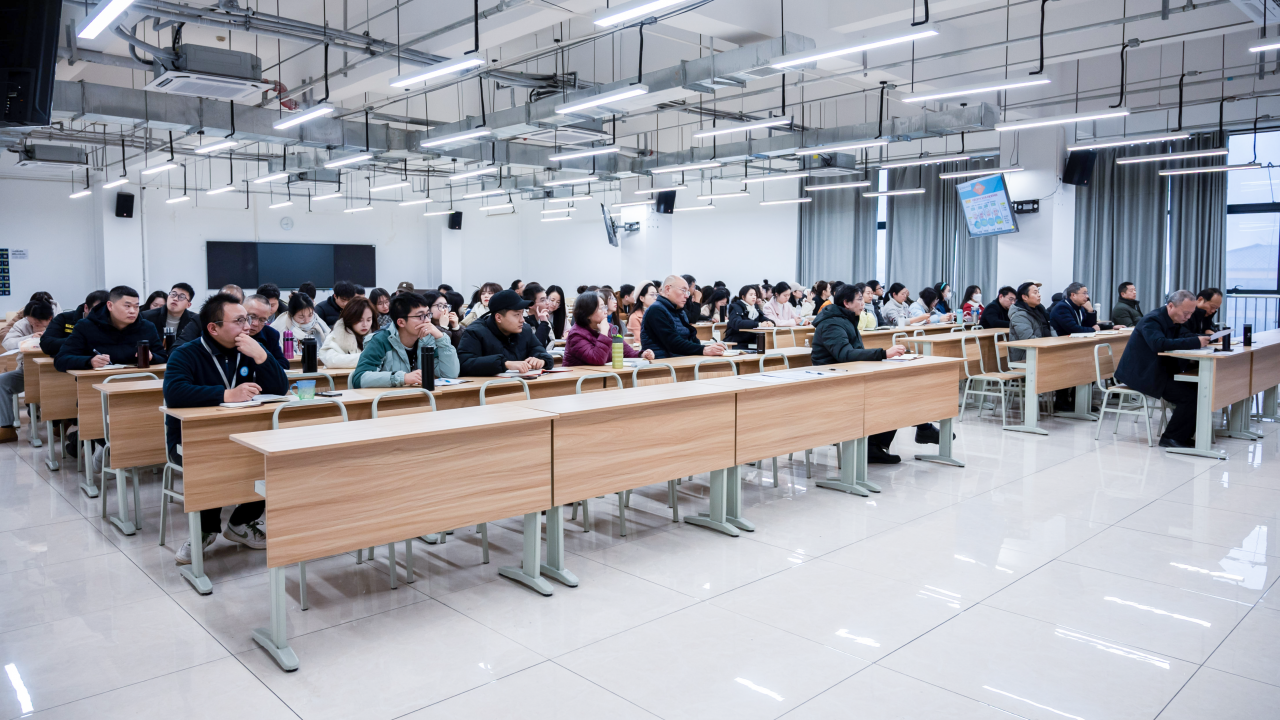 hjc888黄金城--手机版app官网