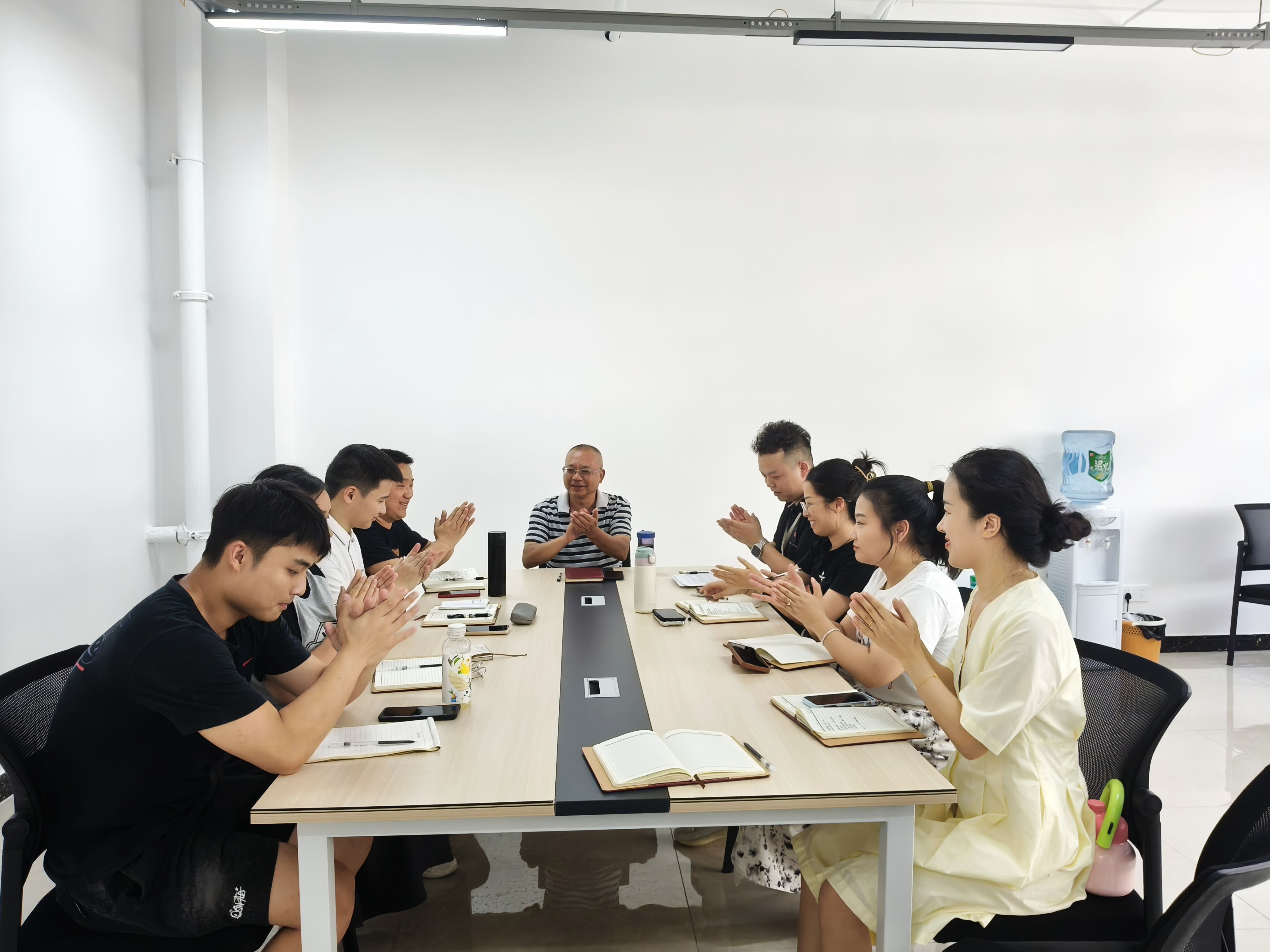 hjc888黄金城--手机版app官网