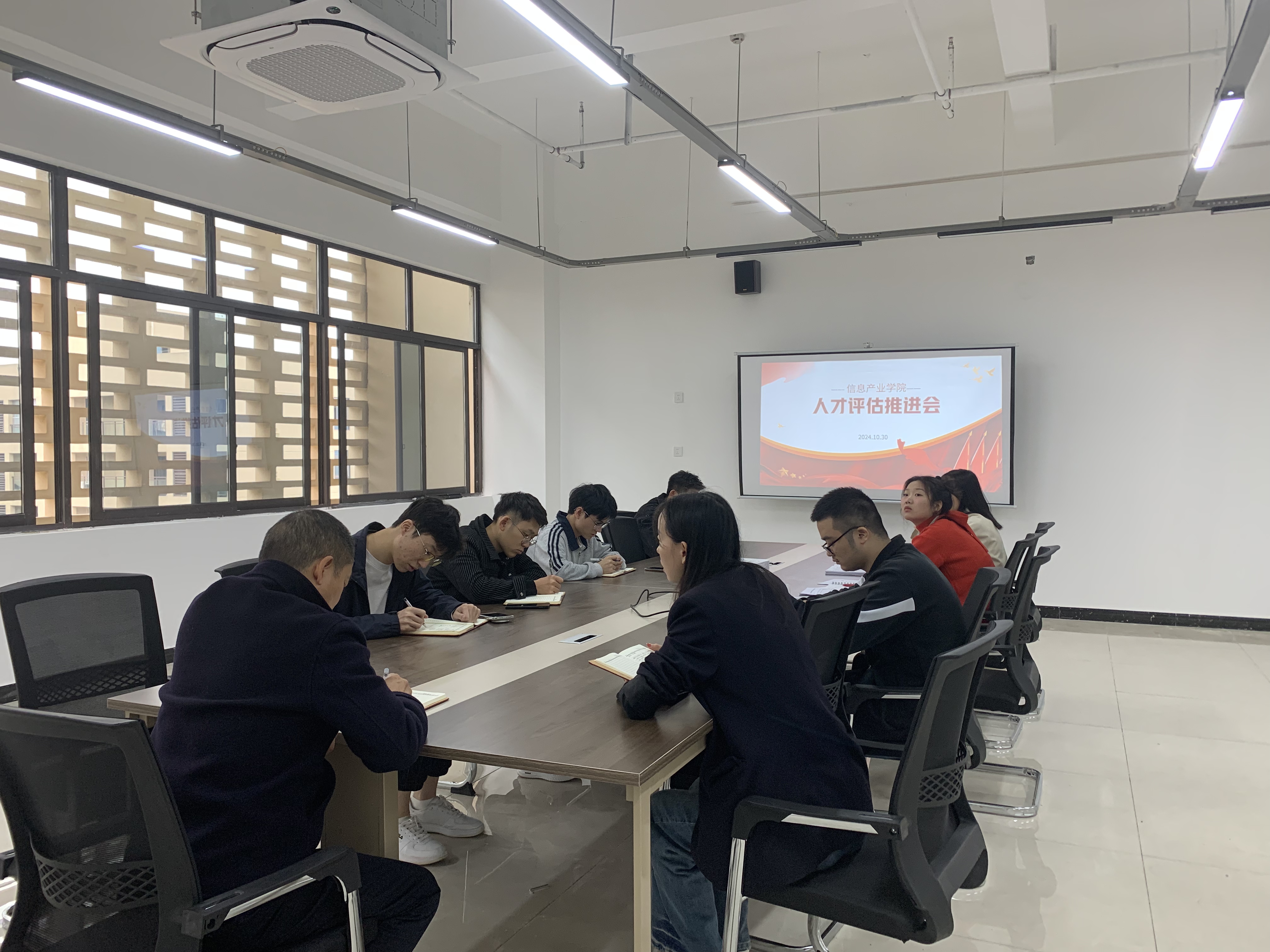 hjc888黄金城--手机版app官网