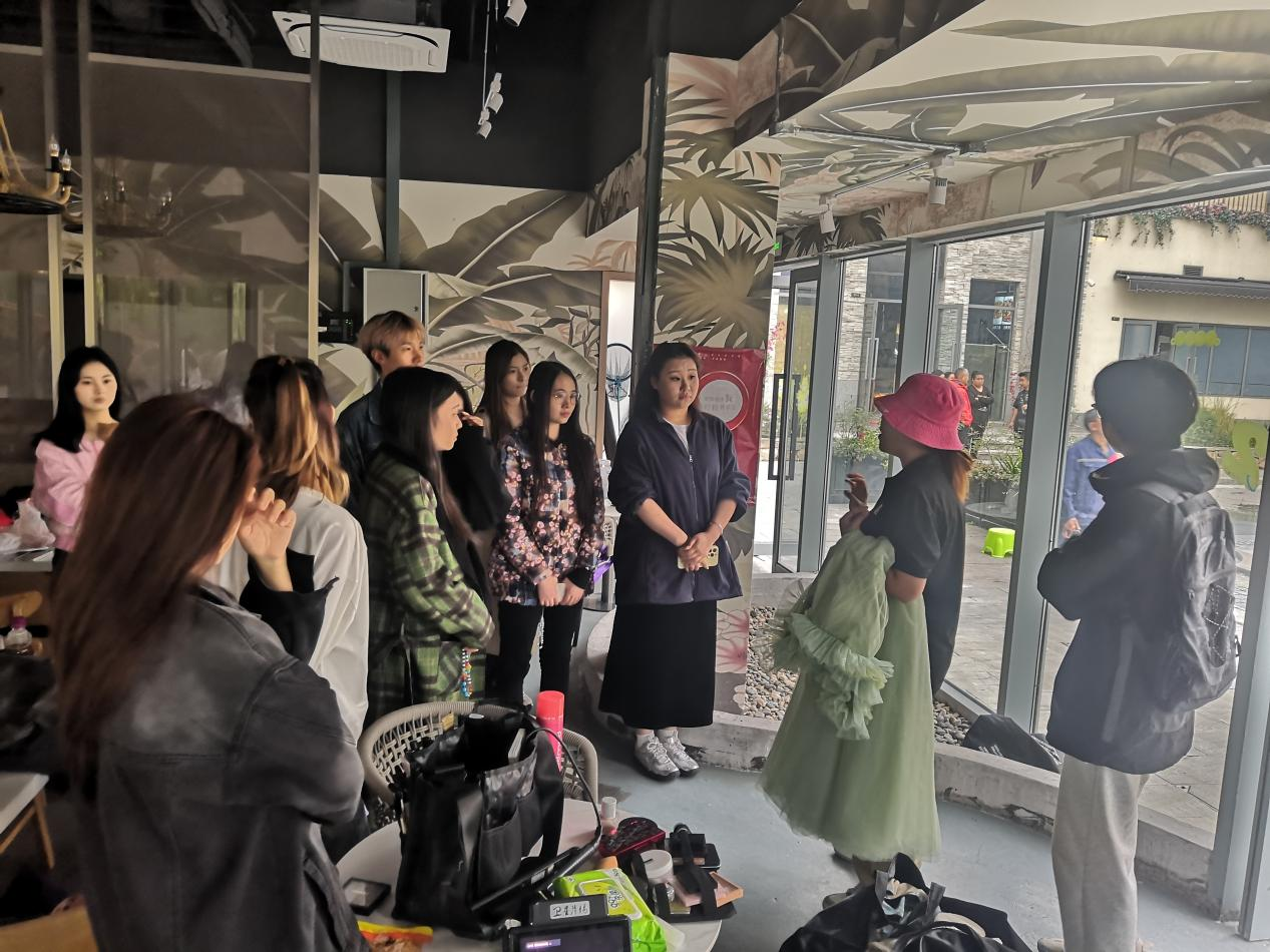 hjc888黄金城--手机版app官网