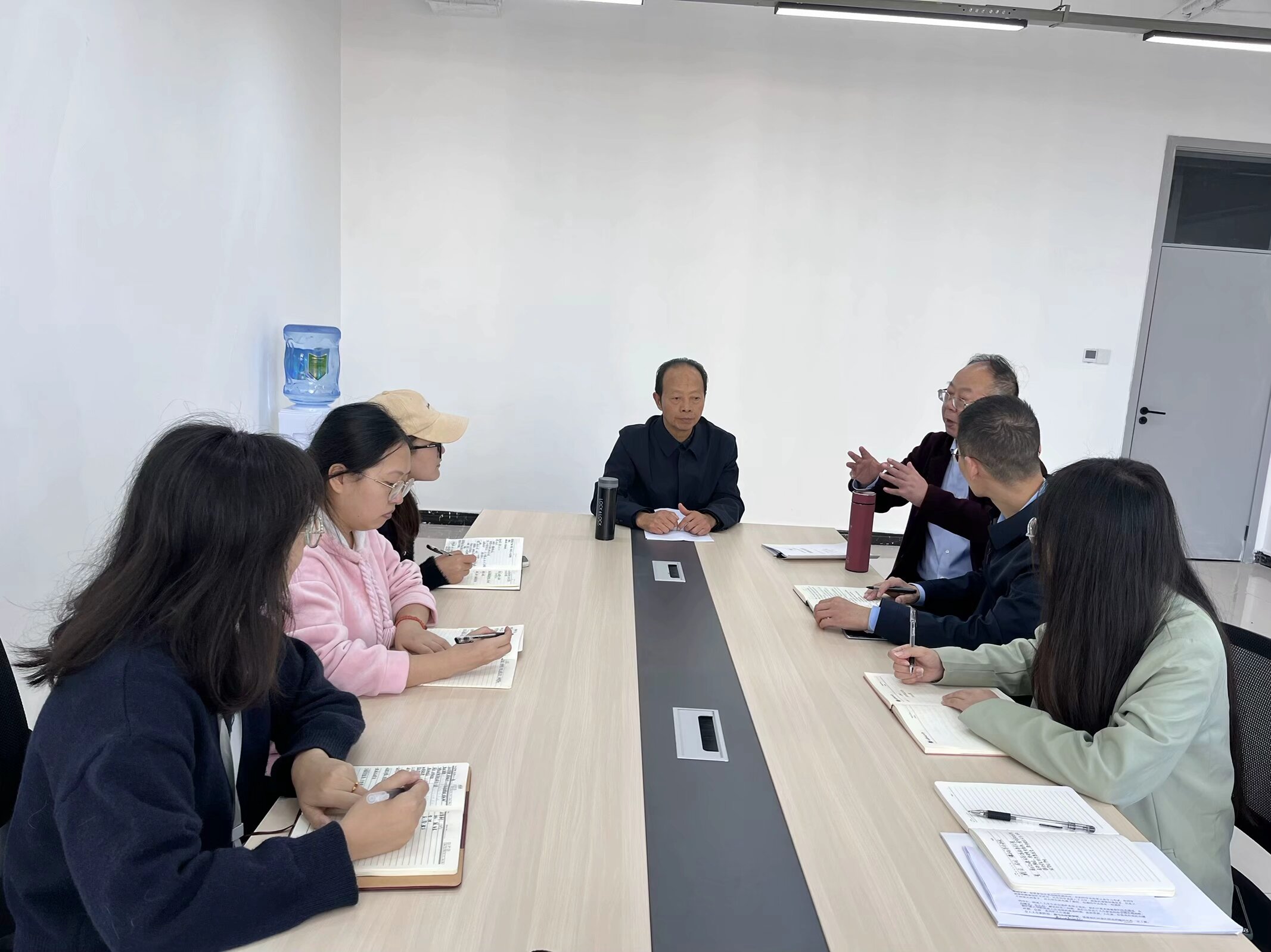 hjc888黄金城--手机版app官网