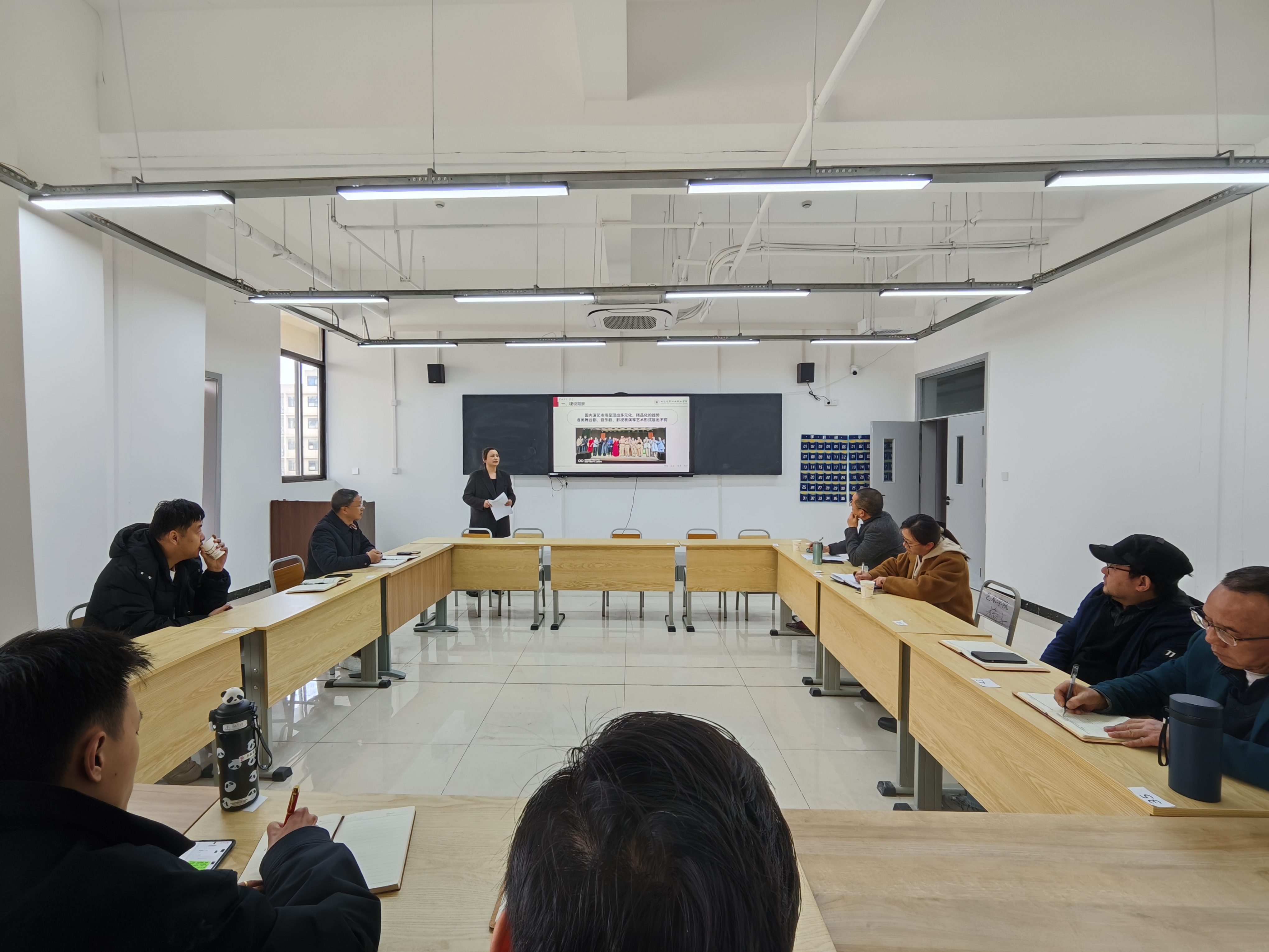 hjc888黄金城--手机版app官网