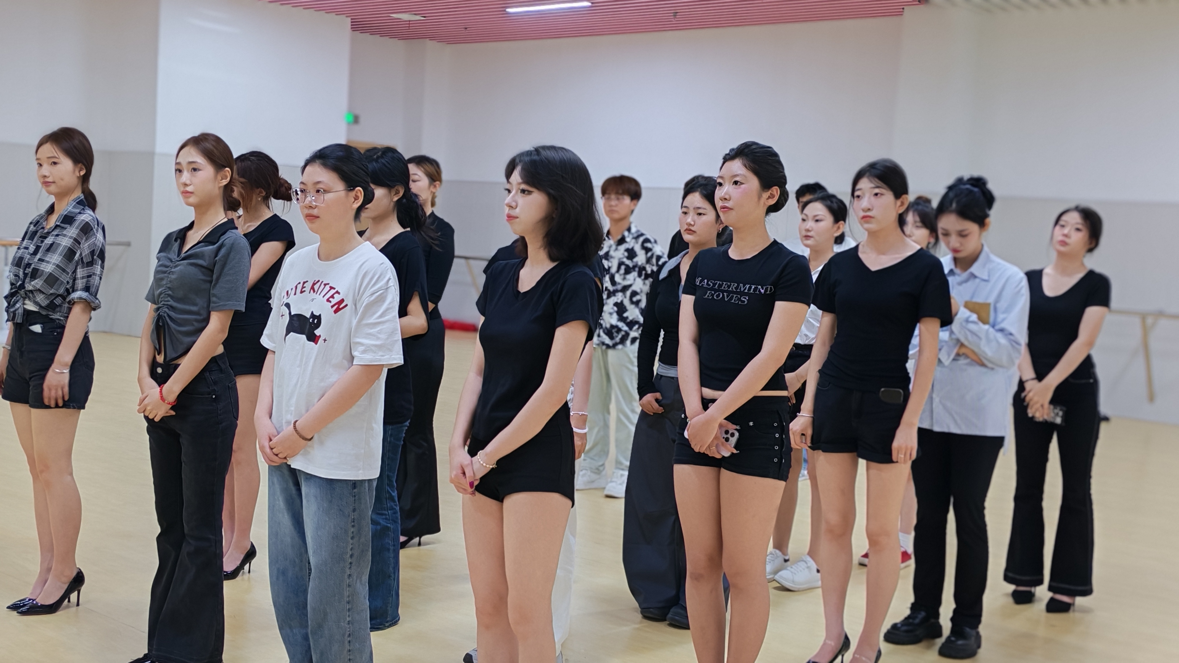 hjc888黄金城--手机版app官网