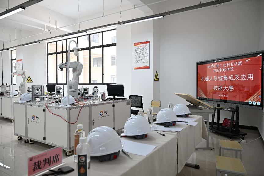 hjc888黄金城--手机版app官网