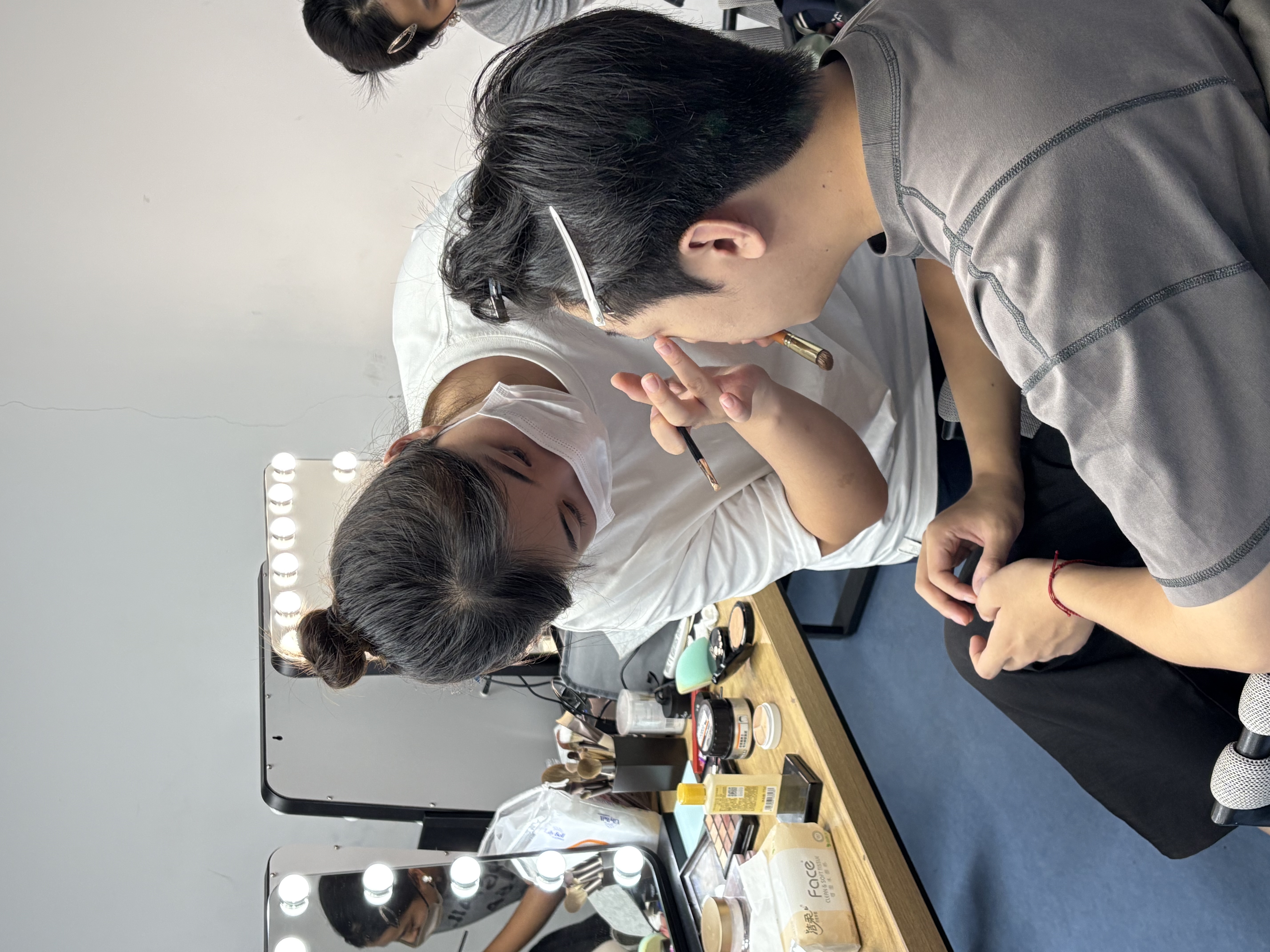 hjc888黄金城--手机版app官网