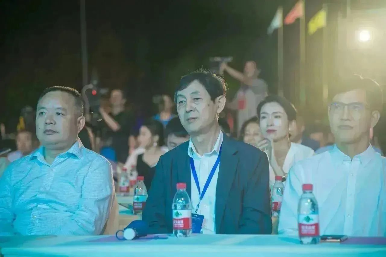 hjc888黄金城--手机版app官网