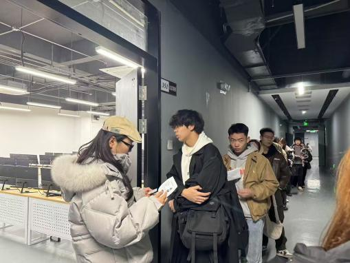 hjc888黄金城--手机版app官网